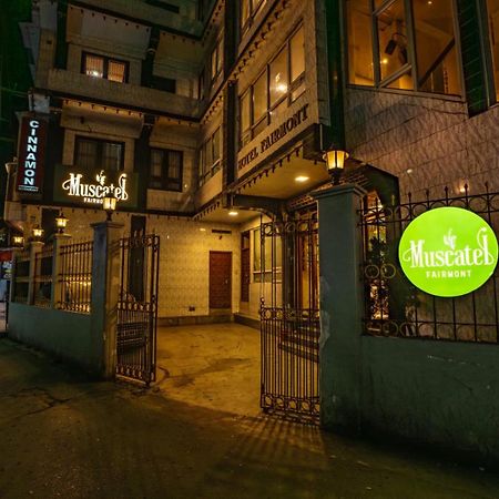 Muscatel Fairmont - 100 Mts From Mall Road Дарджилинг Екстериор снимка