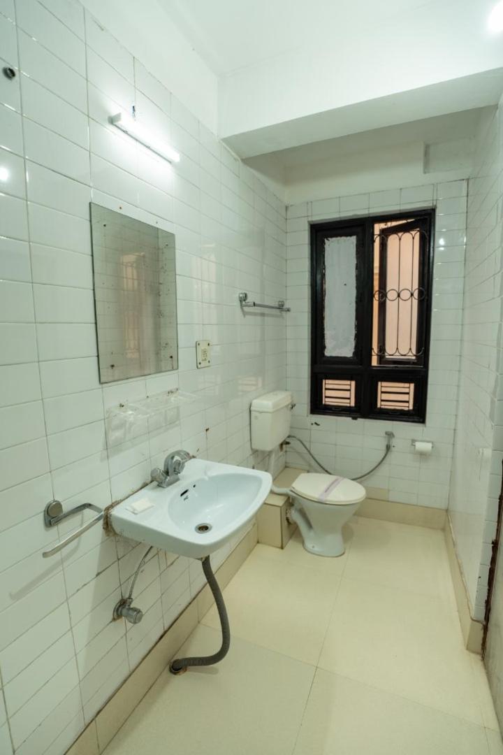 Muscatel Fairmont - 100 Mts From Mall Road Дарджилинг Екстериор снимка