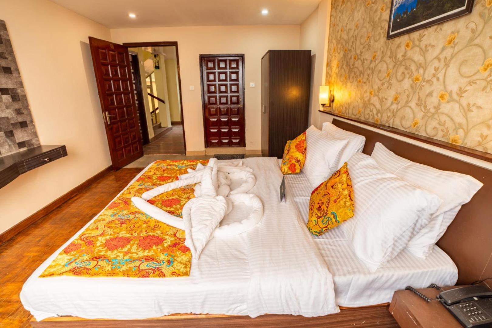 Muscatel Fairmont - 100 Mts From Mall Road Дарджилинг Екстериор снимка