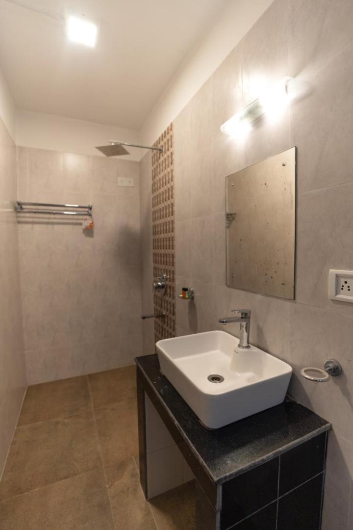 Muscatel Fairmont - 100 Mts From Mall Road Дарджилинг Екстериор снимка